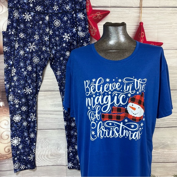 5XL Christmas T-shirt with Curvy+ Christmas leggings - Picture 3 of 14